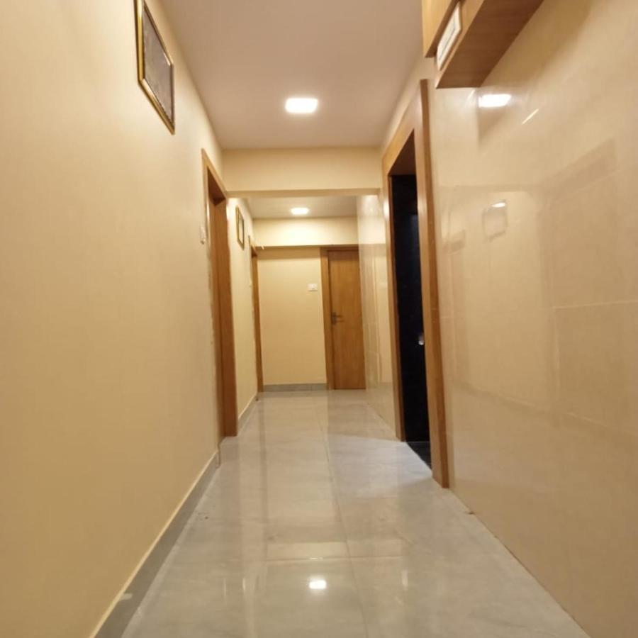 Hotel New Sarah Inn, Andheri West Bombaim Exterior foto